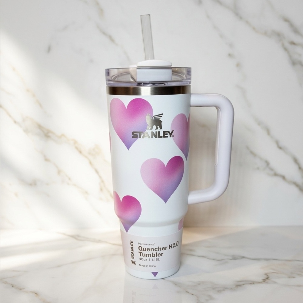 NWT Stanley Target Exclusive 30oz Quencher H2.0 White Pink Hearts